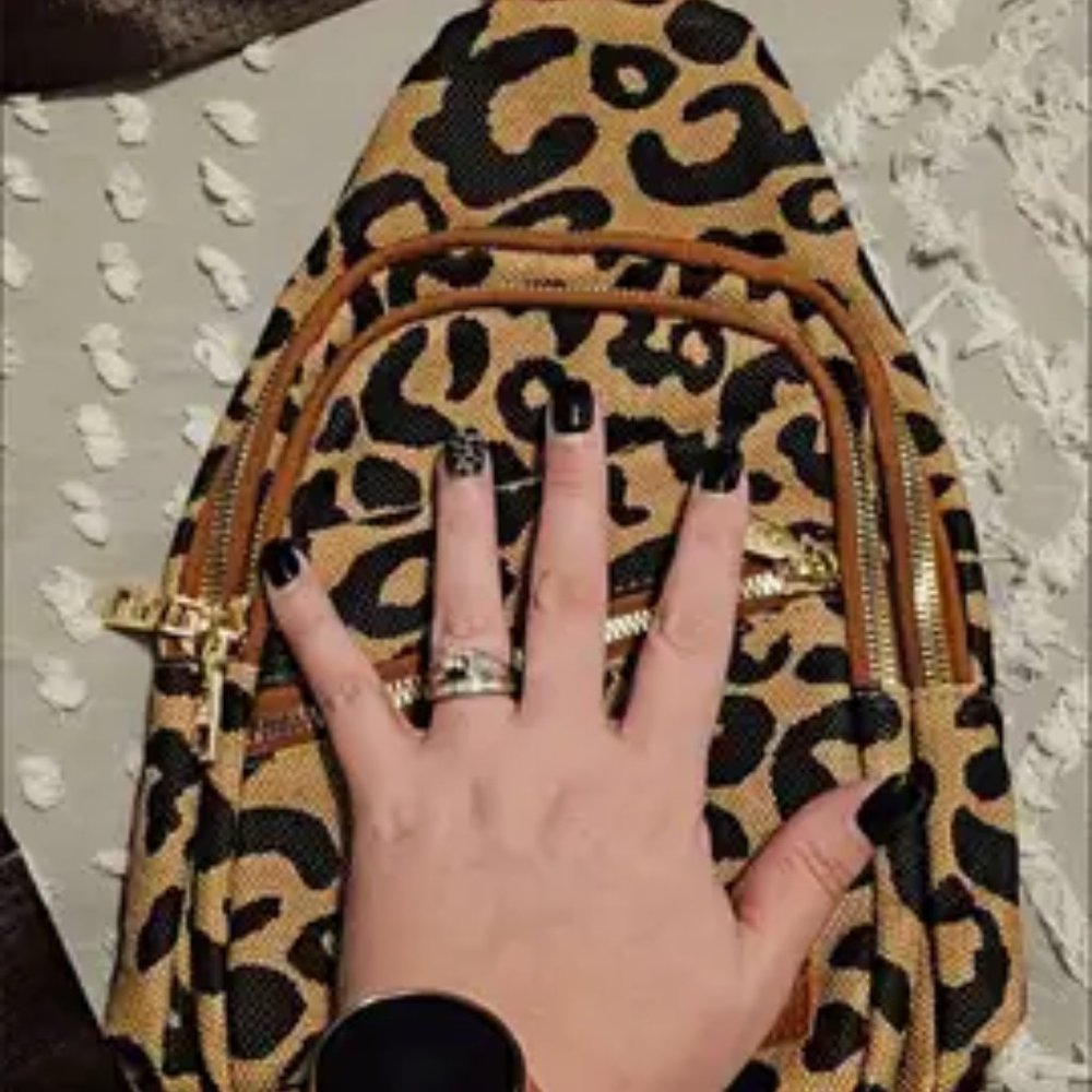 Leopard Print Zipper Chest Bag
